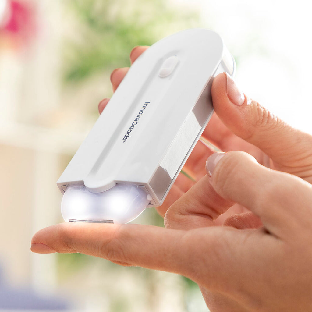Mini Rasuradora Recargable con Luz LED